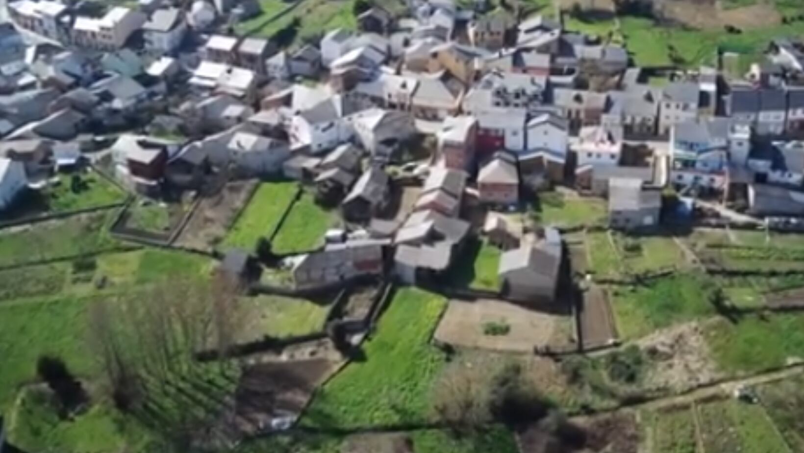 Rubiá, una de las poblaciones  españolas en donde le pagan por vivir allí