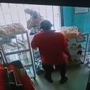 Una de las mujeres capturadas entregaba mensaje extorsivo a comerciantes