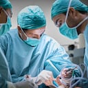 La mujer se sometió a una bichectomía.