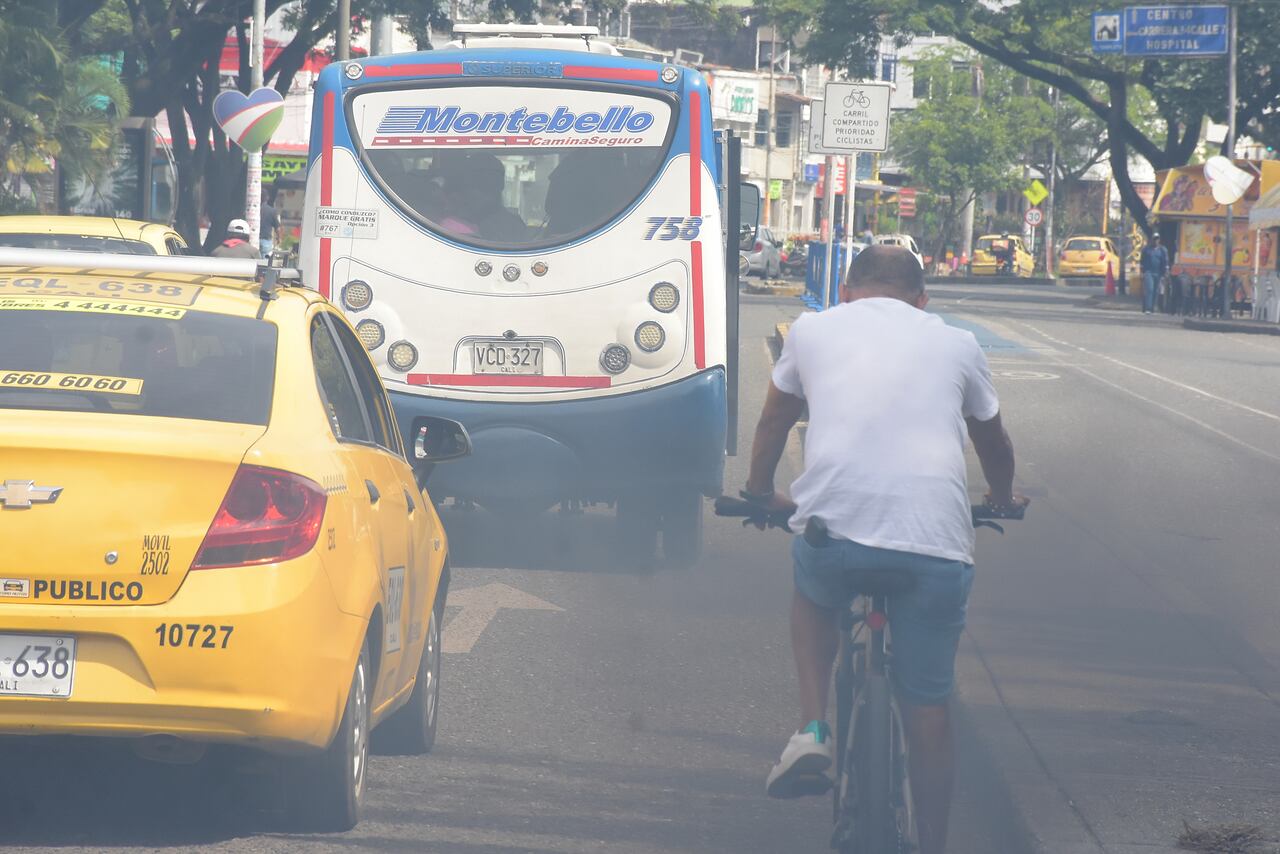 En el día sin carro, muchos caleños se la ingeniaron para poder llegar a sus lugares de trabajo, la jornada transcurrió sin ningún contratiempo en la sucursal del cielo.