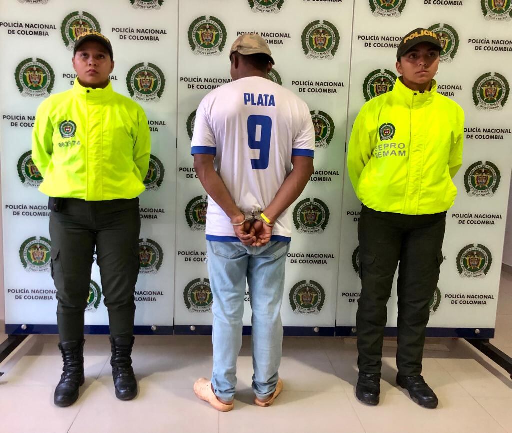 Este hombre aprovechaba que su esposa estaba enferma para abusar a la niña.