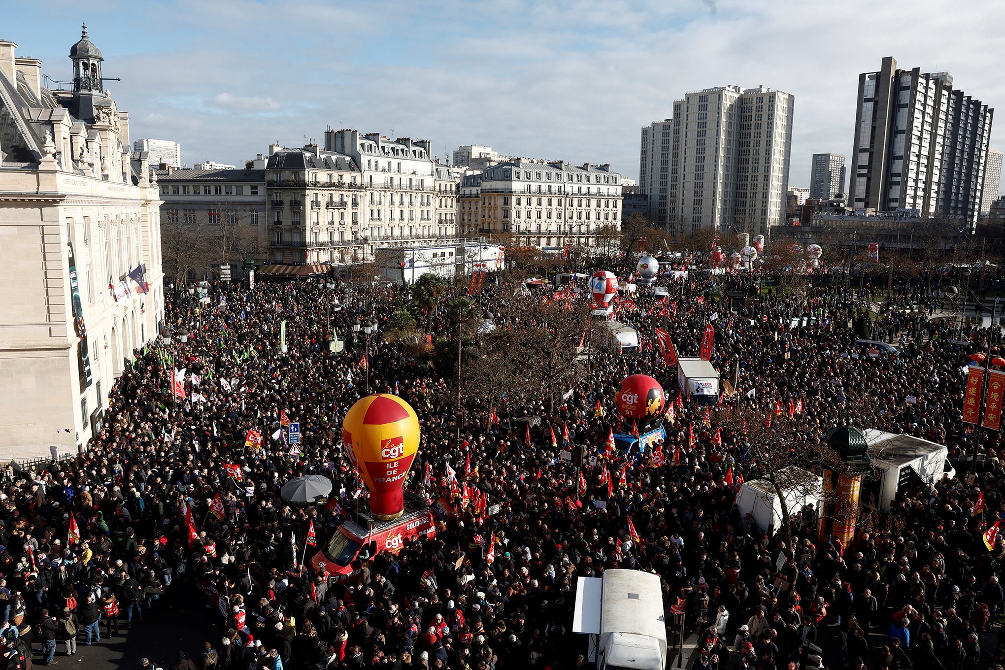 En imágenes : Enfrentamiento entre policía y manifestantes en Francia.