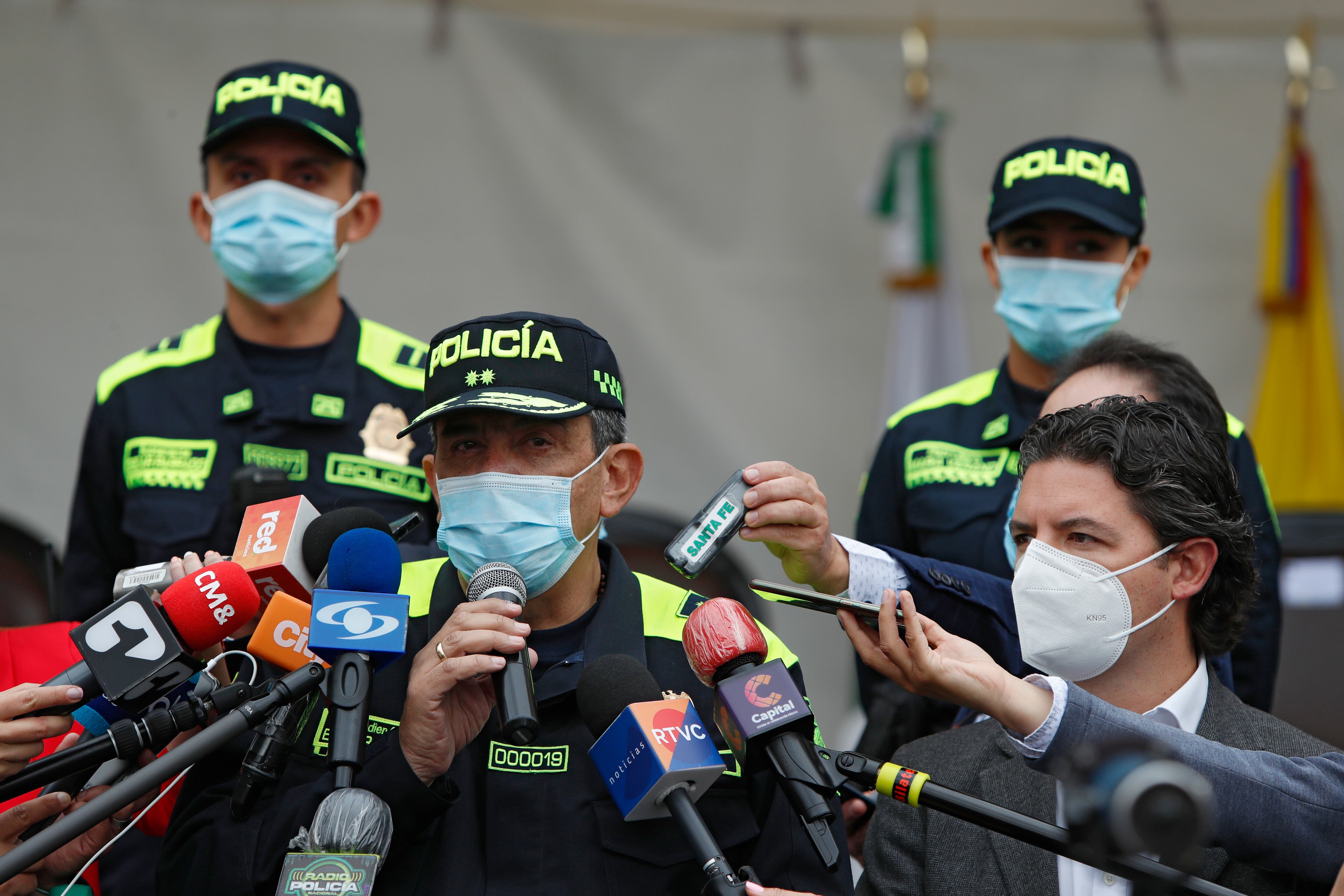 brigadier general Jorge Eliécer Camacho Jiménez comandante de la Policía Metropolitana de Bogotá 
Plaza de Bolívar presentación del nuevo uniforme de la Policía Nacional de color azul y neón 
Bogota julio 19 del 2021
Foto Guillermo Torres Reina / Semana