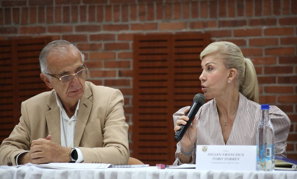 La Gobernadora del Valle, Dilian Francisca Toro, manifestó la necesidad de recibir acompañamiento del Ministerio de Defensa para acabar con la inseguridad que afecta a los habitantes de Jamundí.