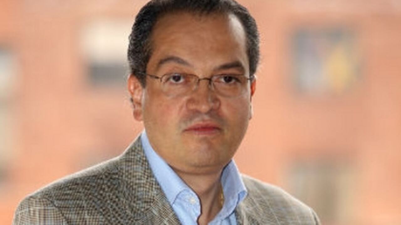 Ministro del Interior, Fernando Carrillo.