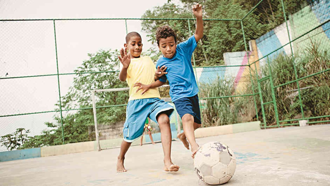 Esta compañía apoya iniciativas deportivas y culturales.