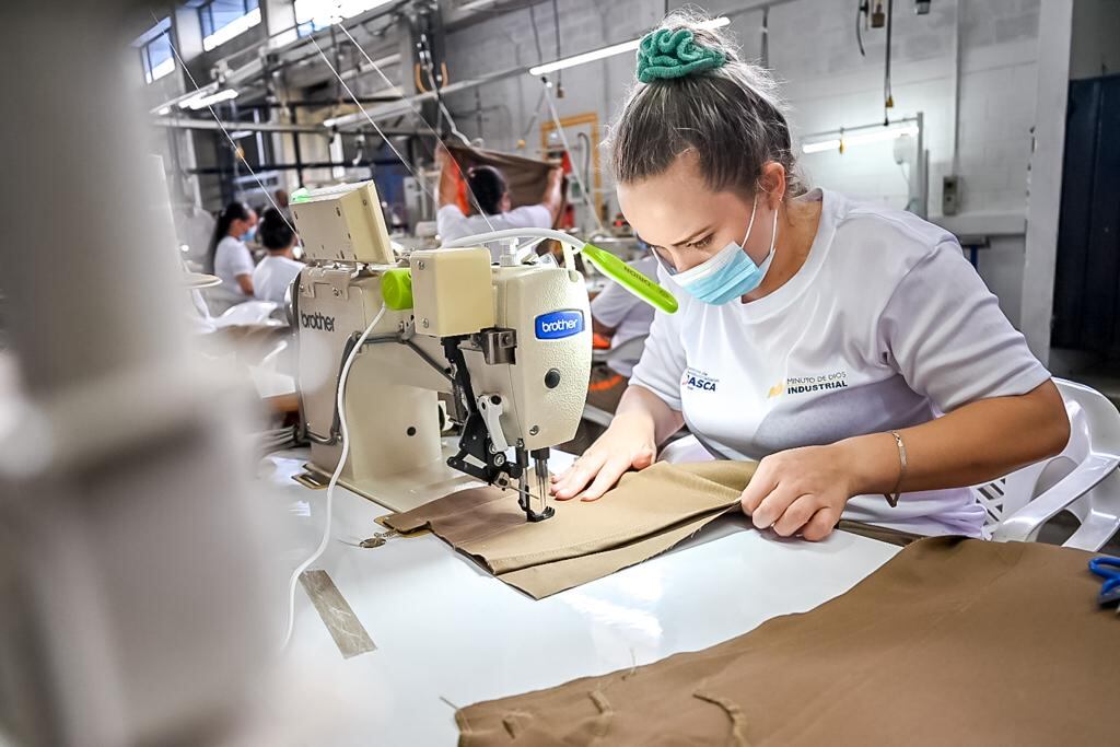 MinComercio e iNNpulsa han puesto en marcha 9 centros ‘Zasca’ para fortalecer la economía popular; ¿de qué tratan y cómo participar?