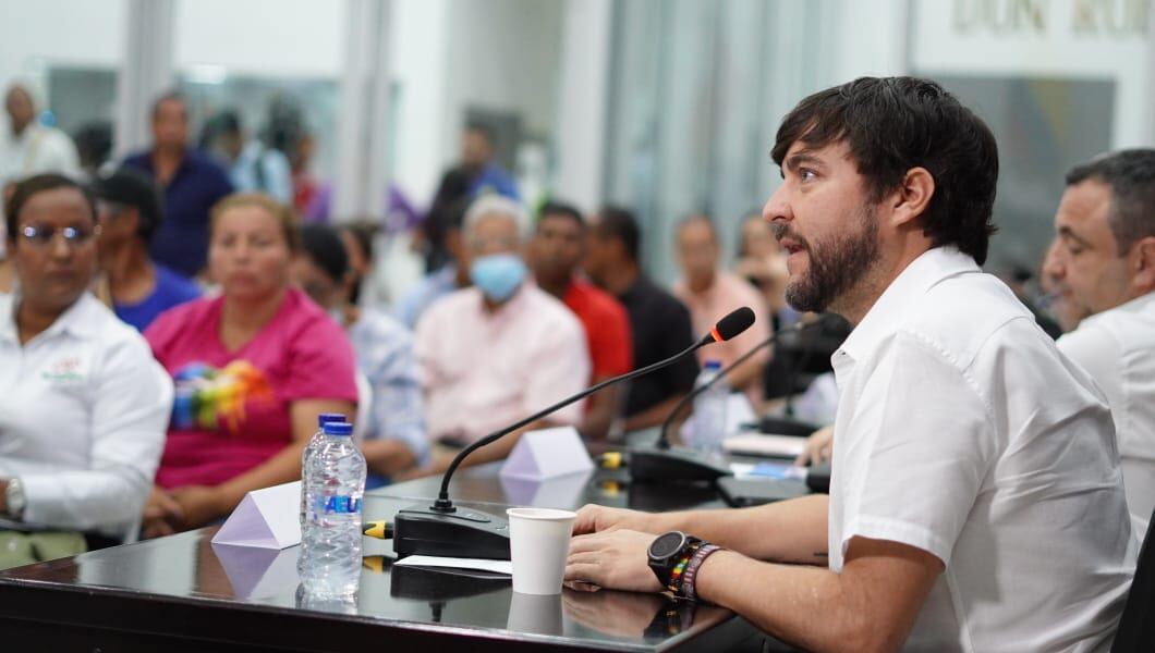 Pumarejo precisó que para la adecuación de las aulas fueron destinados $30.000 millones con recursos propios, pero se requiere cofinanciación del Gobierno nacional.