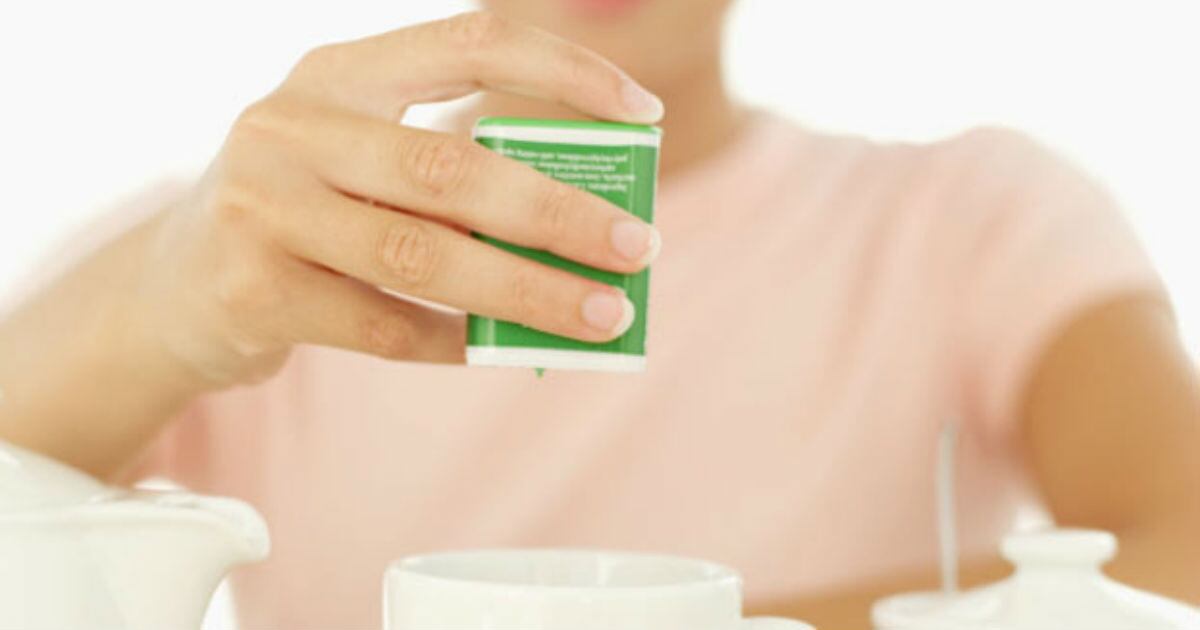 Los edulcorantes no azucarados no son factores dietéticos esenciales y no tienen valor nutricional.