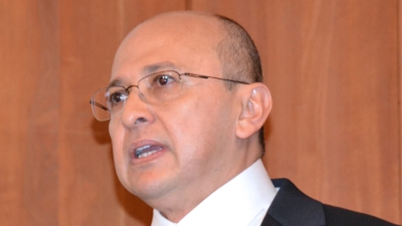 Eduardo Montealegre fue elegido con 16 votos.