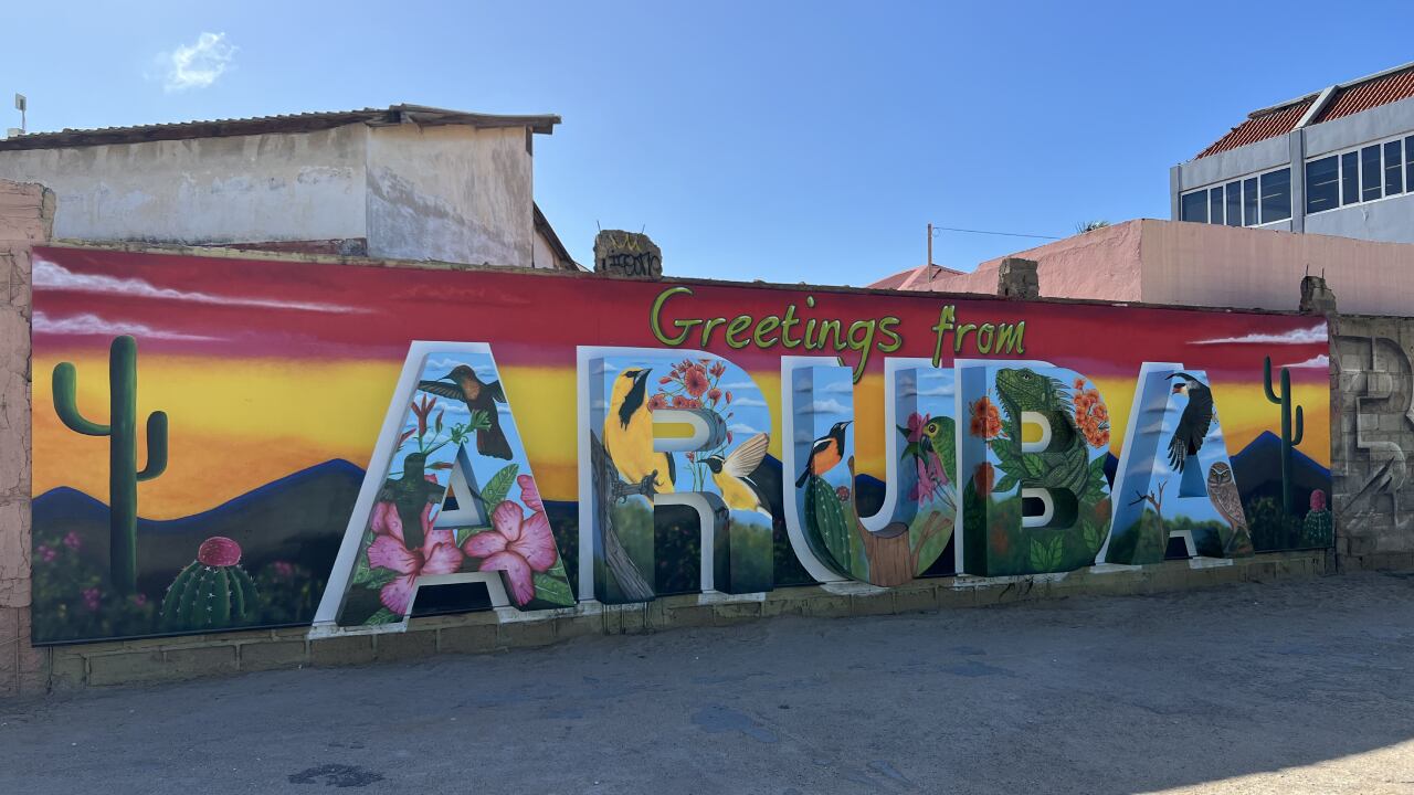 'Greetings from Aruba', mural en San Nicolás