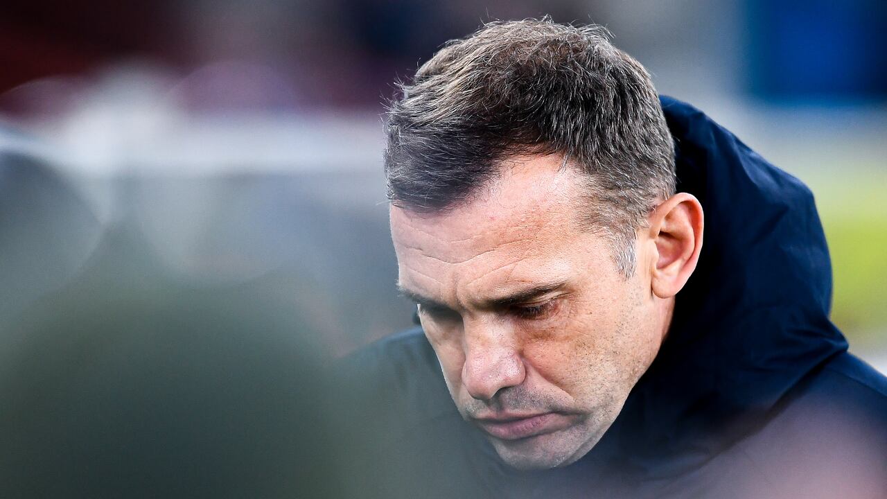 GENOA, ITALY - DECEMBER 10: Andriy Shevchenko head coach of Genoa looks on before the Serie A match between Genoa CFC and UC Sampdoria at Stadio Luigi Ferraris on December 10, 2021 in Genoa, Italy. (Photo by Getty Images)