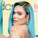 Karol G y Smirnoff se unen para celebrar el empoderamiento.