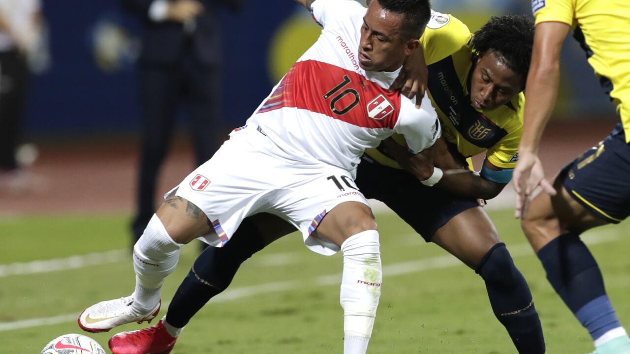 Ecuador vs Perú / Fecha 4 / Grupo B