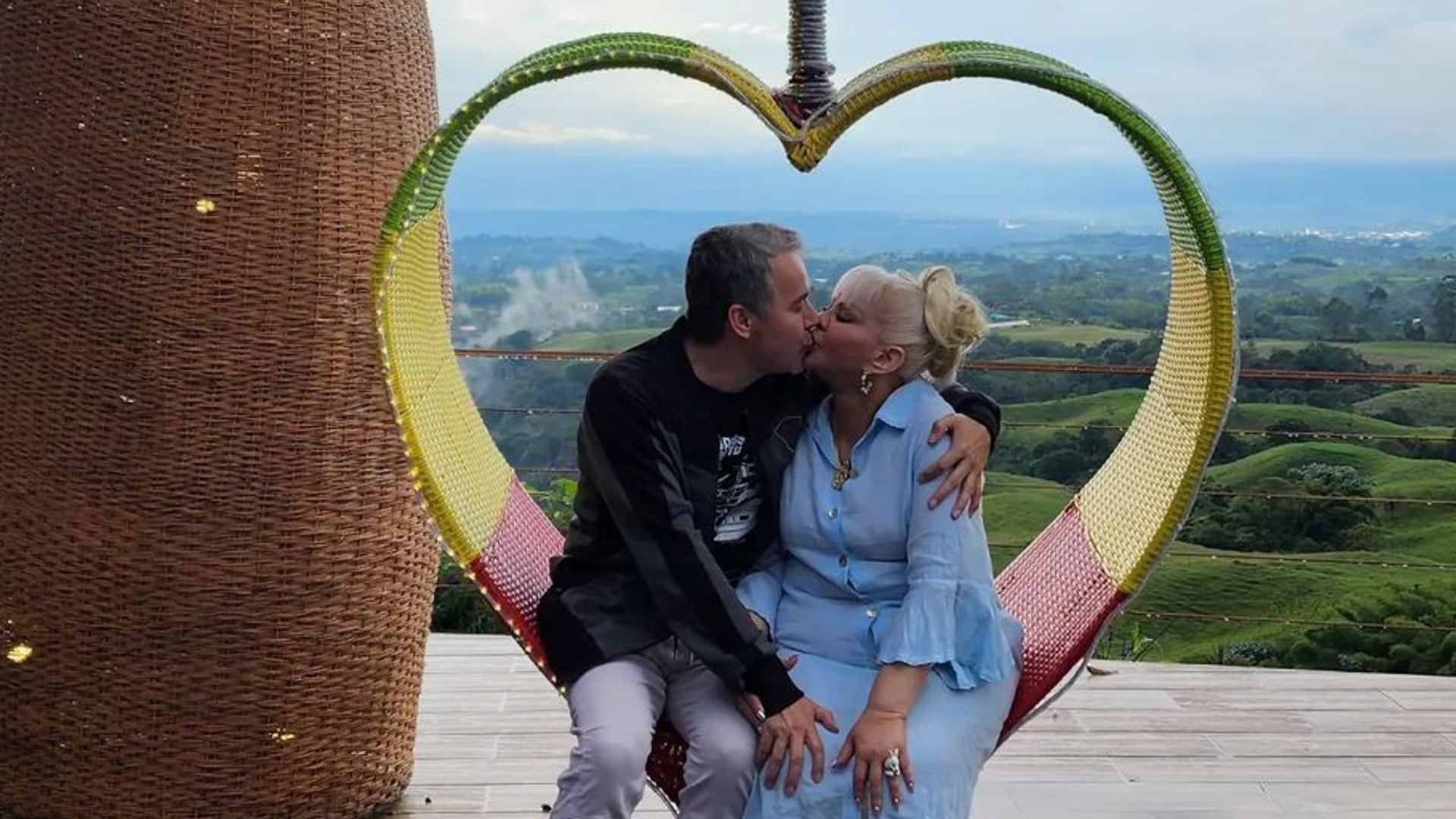 Polilla compartió algunas fotografías con la Gorba Fabiola recordando los lugares que visitaron juntos.