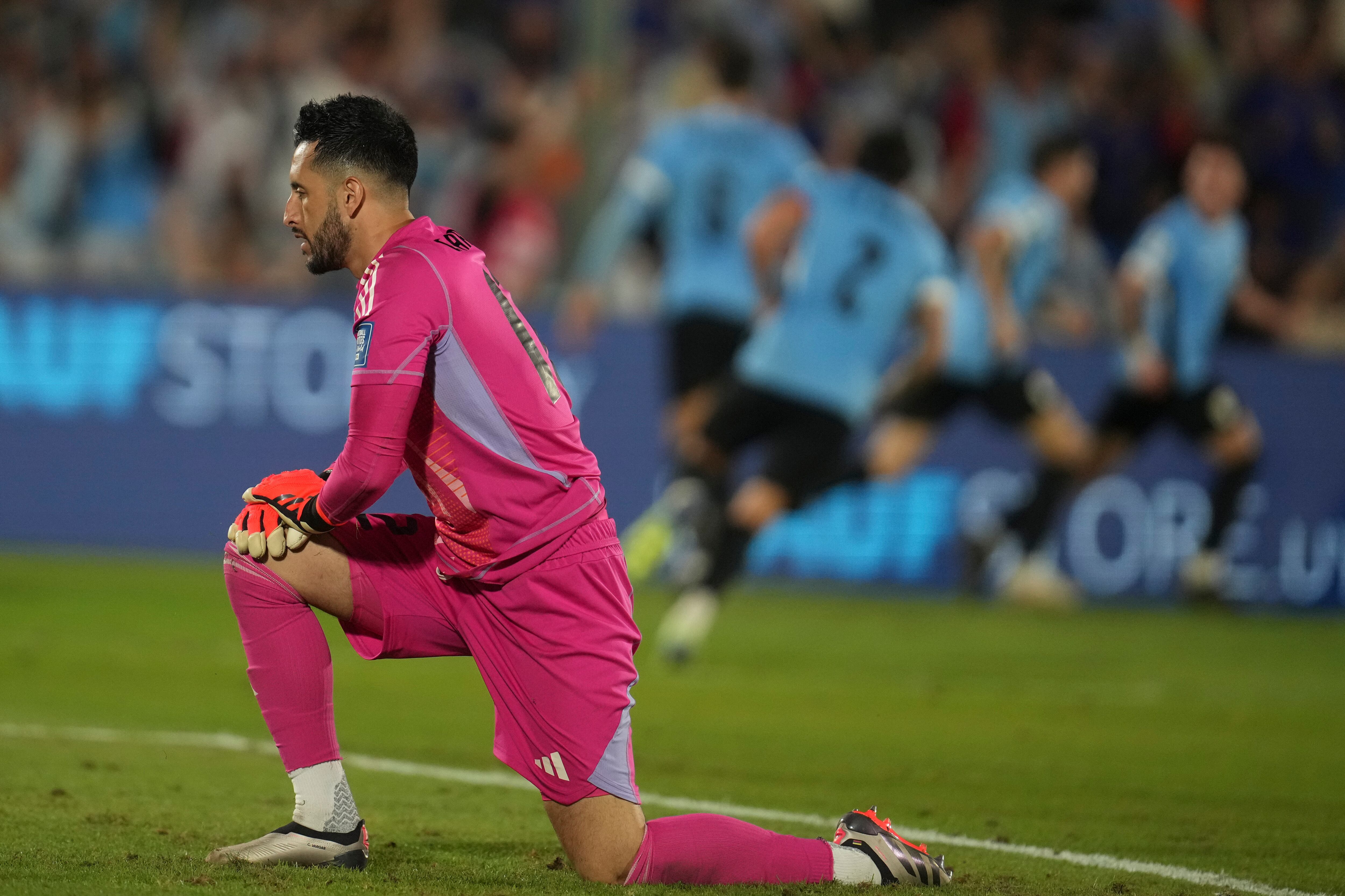 Colombia's goalkeeper Camilo Vargas reacts after losing a qualifying soccer match against Uruguay for the FIFA World Cup 2026 in Montevideo, Uruguay, Friday, Nov. 15, 2024. (AP Photo/Matilde Campodonico)