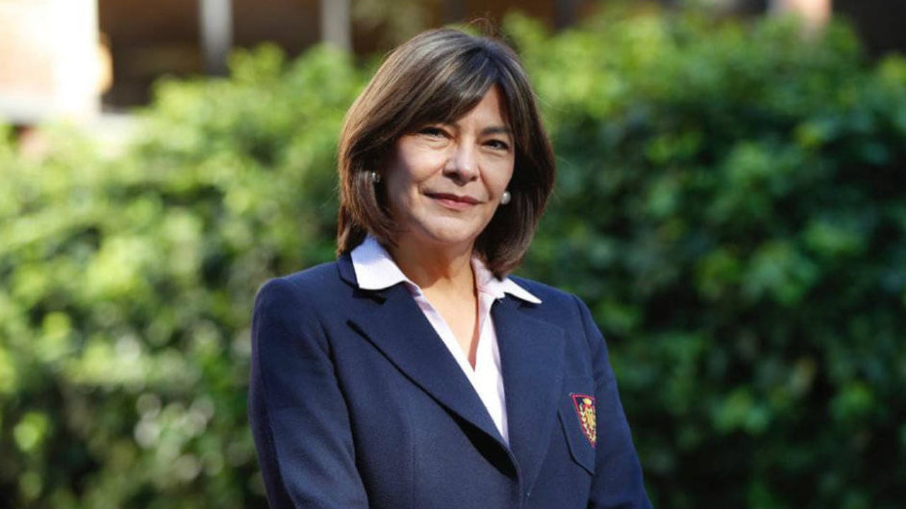 Adriana Zapata, nueva decana de Derecho del Externado, considera el derecho internacional un elemento indispensable para el progreso de la humanidad.