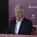 José Pékerman respondió a las preguntas de los medios de comunicación en rueda de prensa