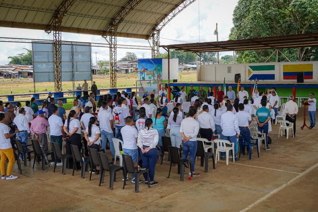 Ministro Guillermo Alfonso Jaramillo visitó el Guaviare