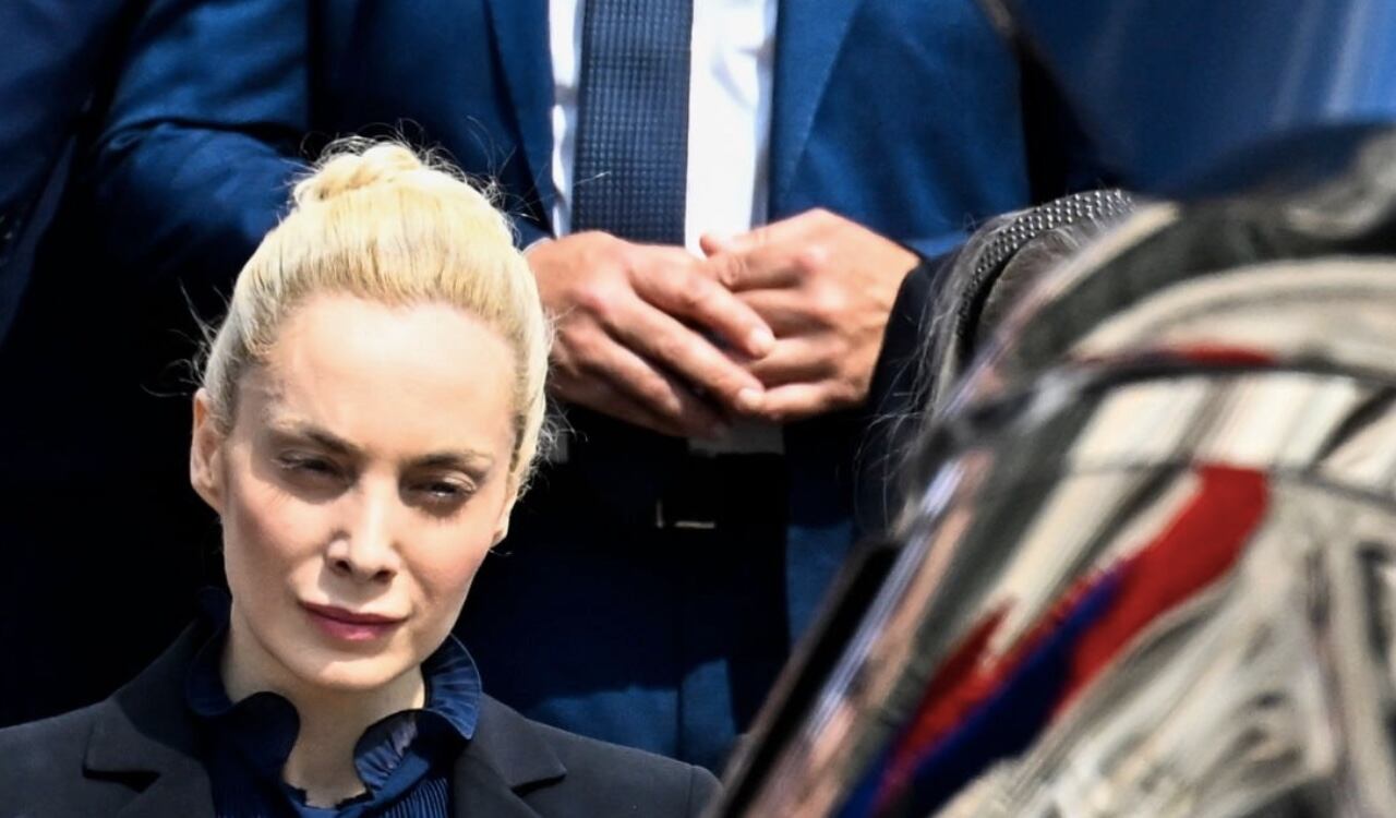 Marta Fascina en el funeral de Silvio Berlusconi