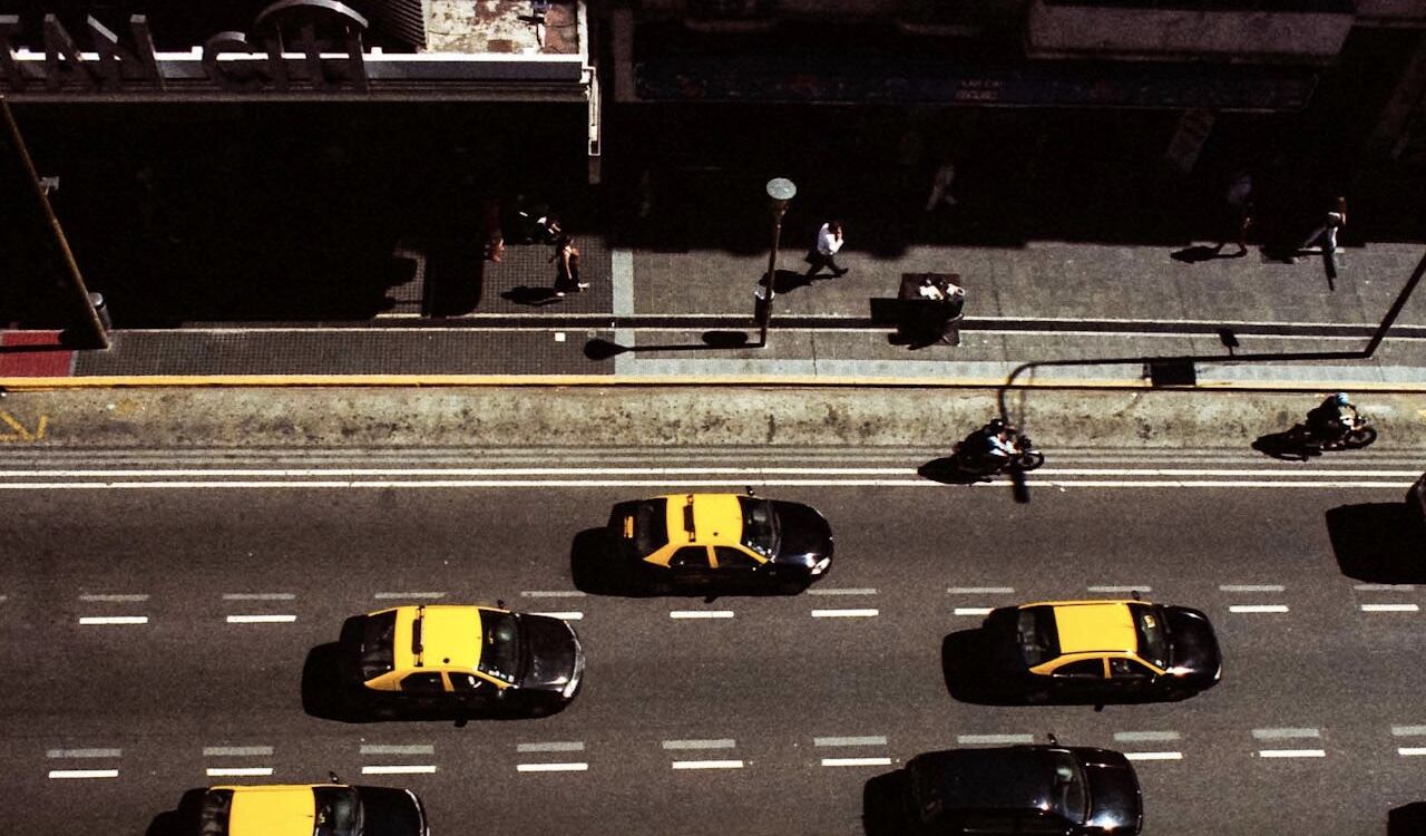 También se tomó como agravante el oficio mismo del victimario, advirtiendo que se trata de una persona que está prestando un servicio público