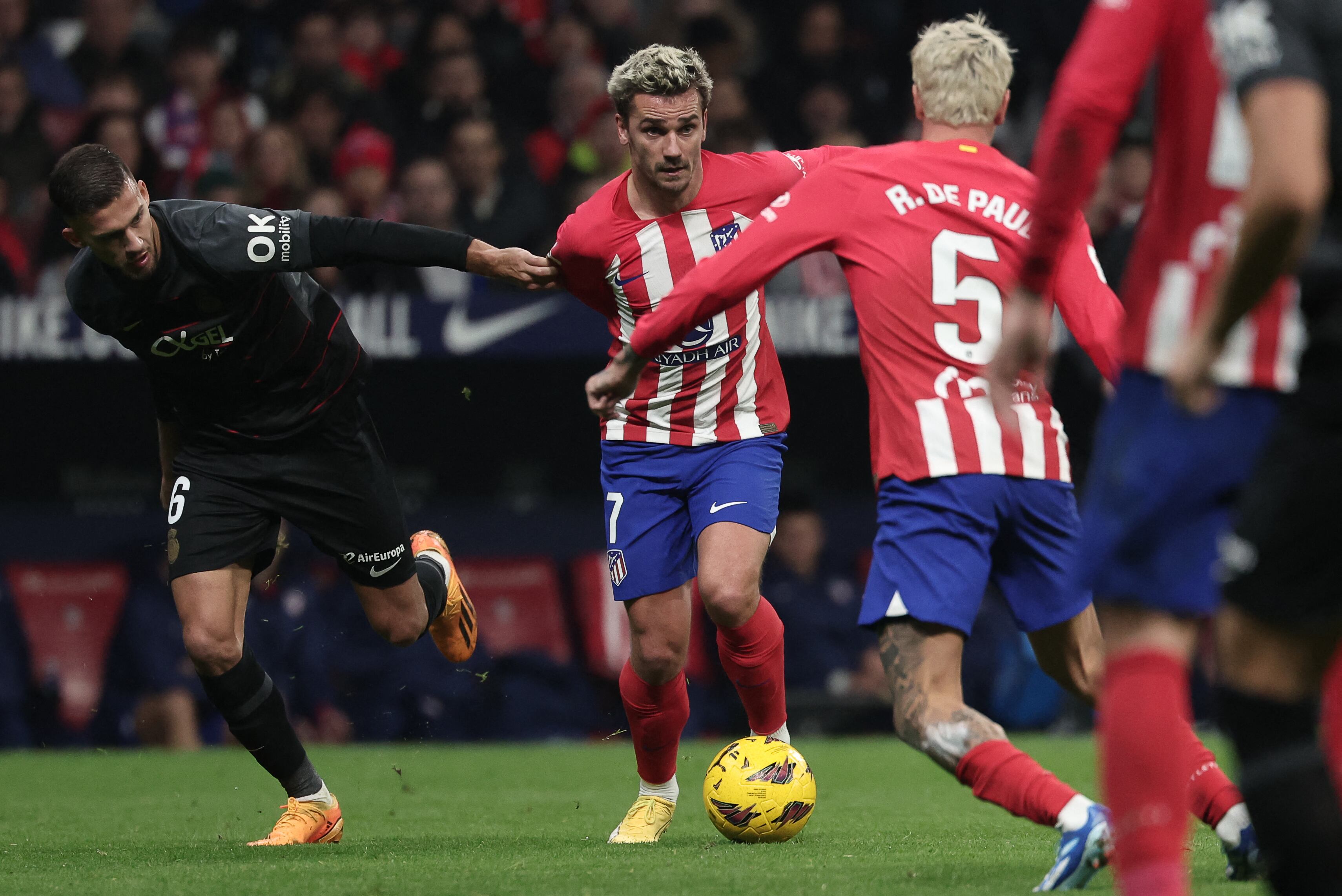 Griezmann da tres nuevos puntos al Atlético de Madrid y se acerca al récord de Aragonés