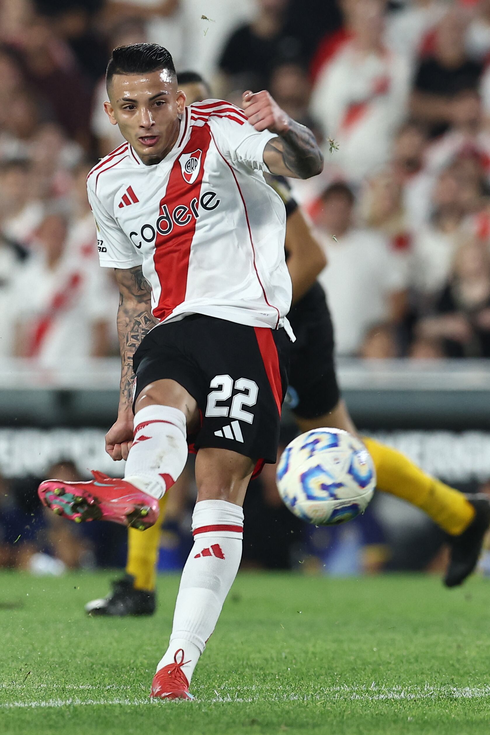Kevin Castaño debutó en River Plate en el empate ante Rosario Central