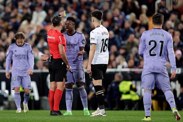 Vinicius Jr anotó los dos goles del Madrid.