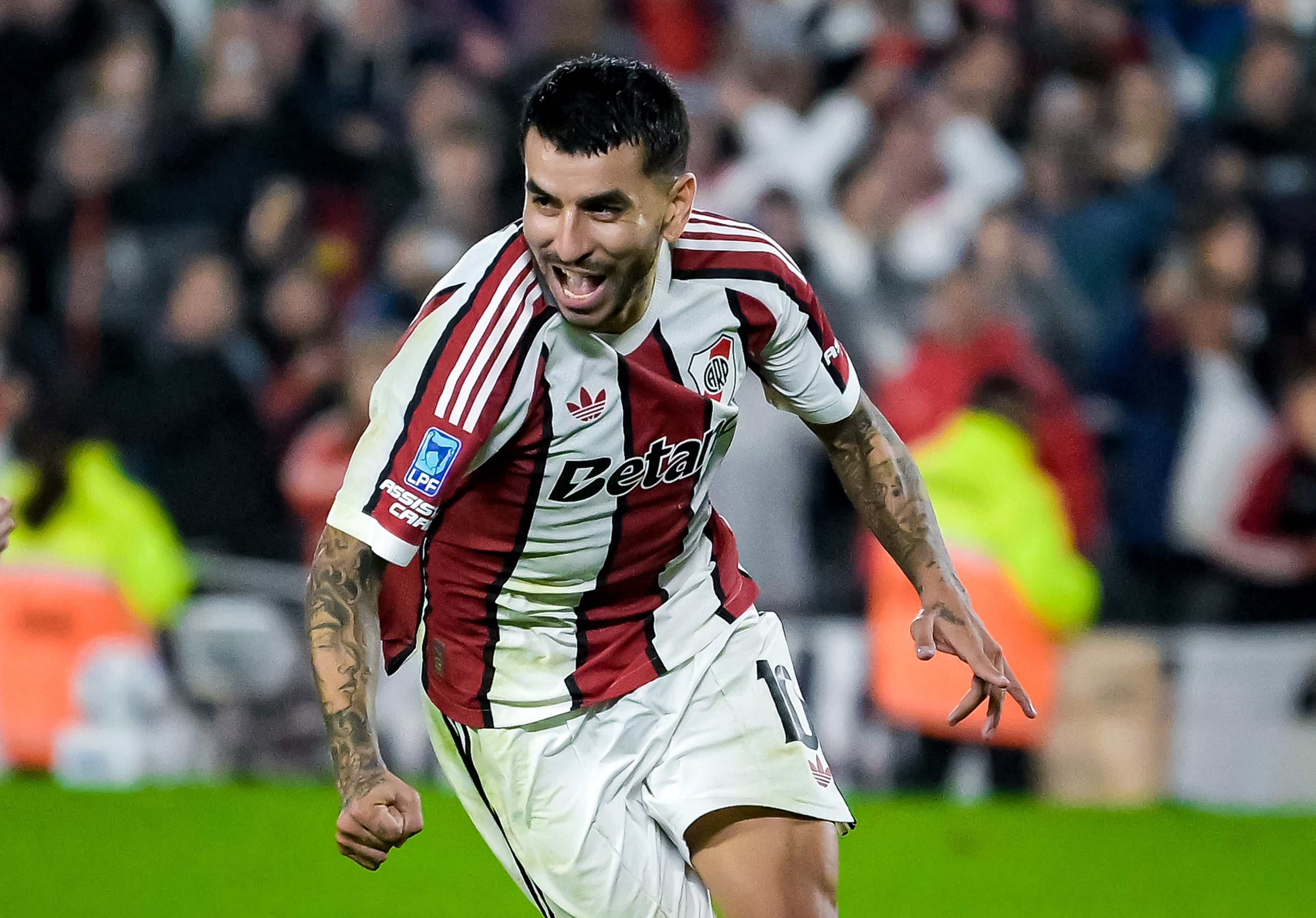 BUENOS AIRES, ARGENTINA - AUGUST 16: Angel Correa of River Plate celebrates after scoring the team's second goal during a Torneo Clausura Mercado Libre 2026 match between River Plate and Argentinos Juniors at Estadio Mas Monumental Antonio Vespucio Liberti on August 16, 2026 in Buenos Aires, Argentina. (Photo by Marcelo Endelli/Getty Images)