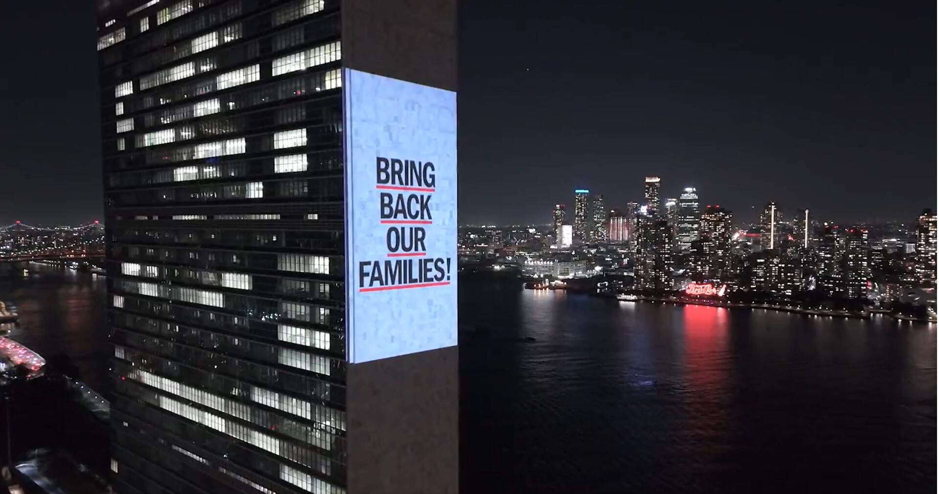 Se calcula que son cerca 100 personas raptadas por Hamás desde territorio israelí rumbo a Gaza.