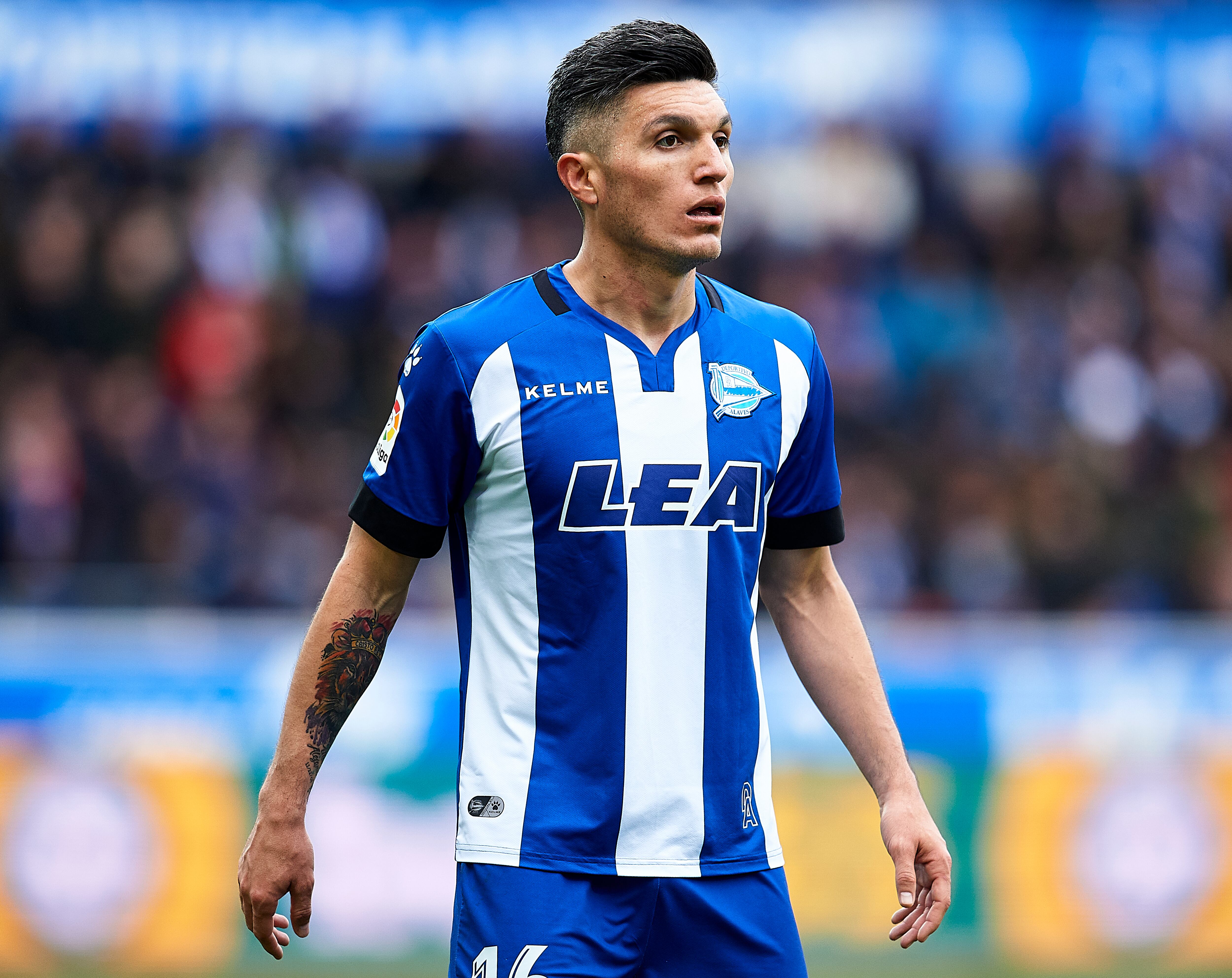 Daniel Torres cuando vestía los colores del Deportivo Alavés de España.