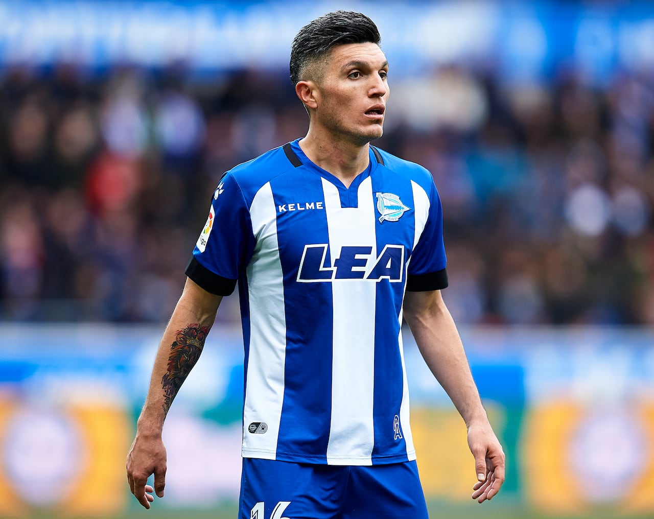 Daniel Torres cuando vestía los colores del Deportivo Alavés de España.
