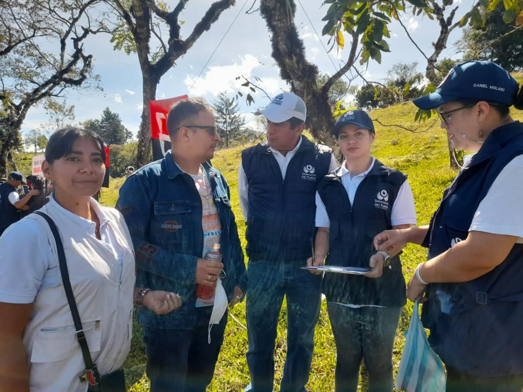 Su entrega fue hecha por miembros de la guerrilla del ELN en zona rural del municipio de Florencia, Cauca, donde fue retenido el pasado 29 de julio.