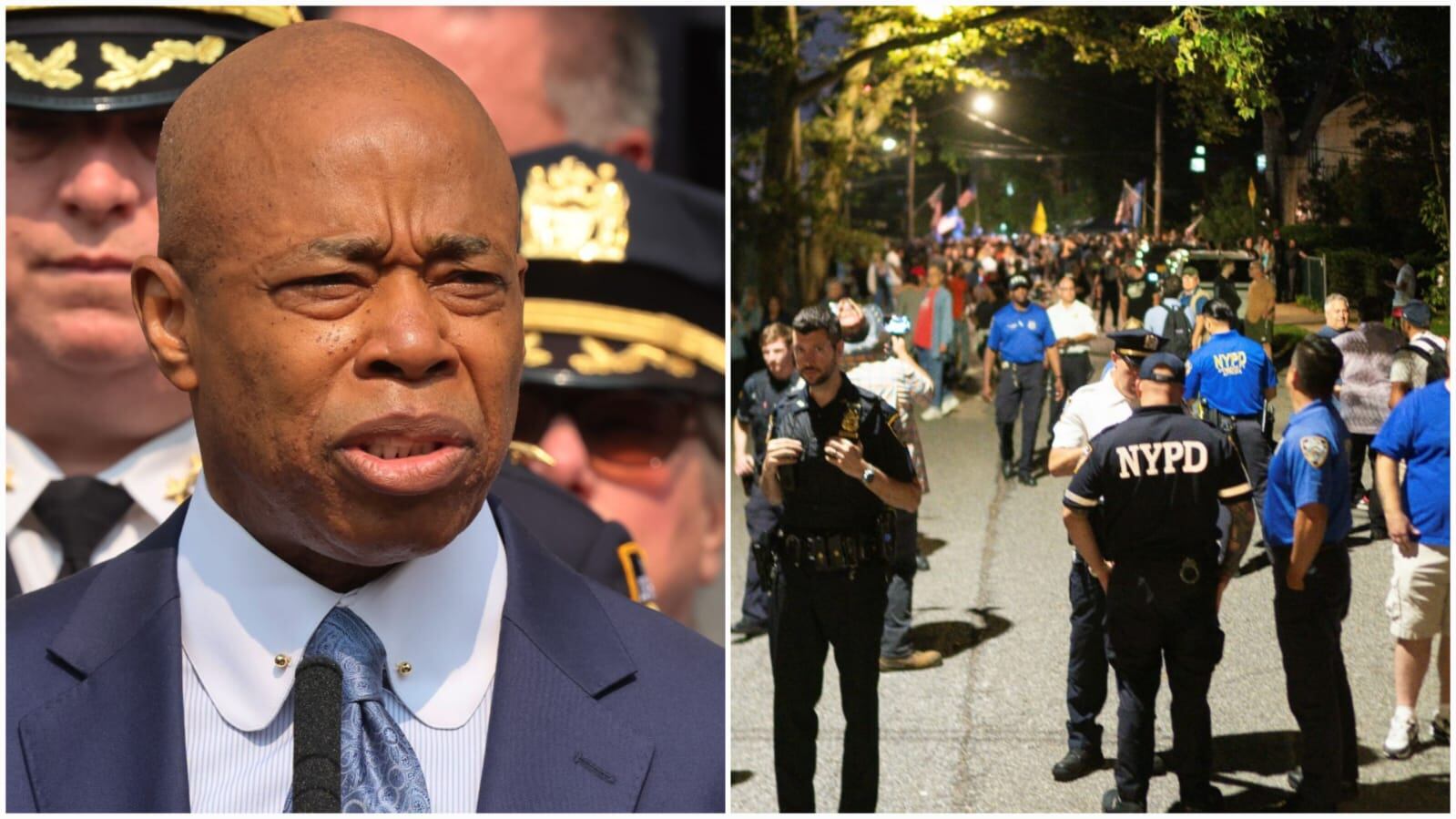 A la derecha manifestantes protestan contra la apertura de un centro de acogida para inmigrantes recién llegados en Nueva York.