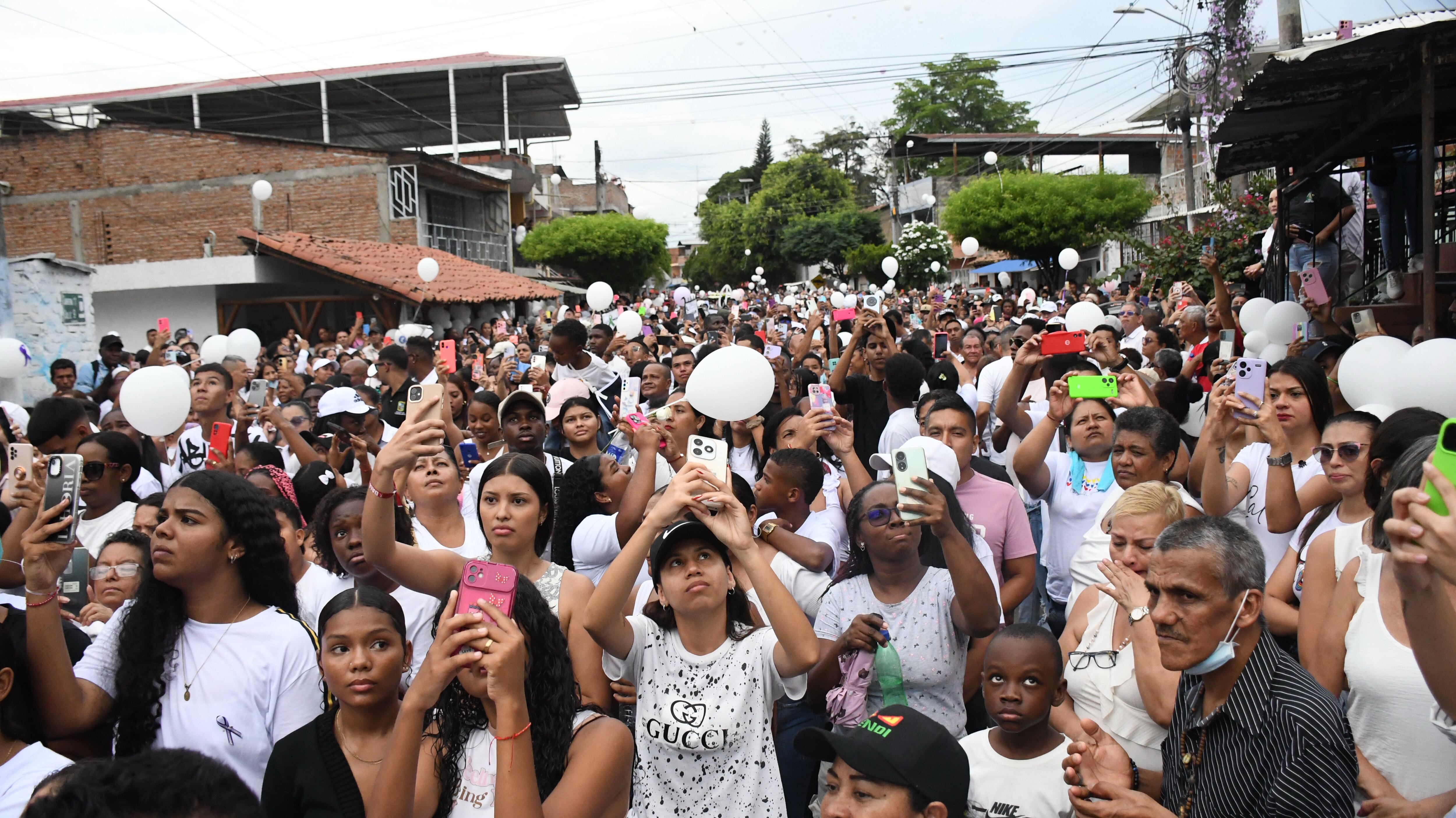 Villa Gorgona:  sepelio de la  niña Sofía Delgado. foto José L Guzmán. EL País