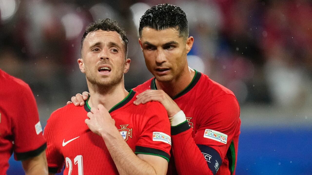 Diogo Jota y Cristiano Ronaldo, juntos, en la Selección de Portugal.