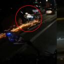 El accidente quedó grabado en un video que se ha vuelto viral.
