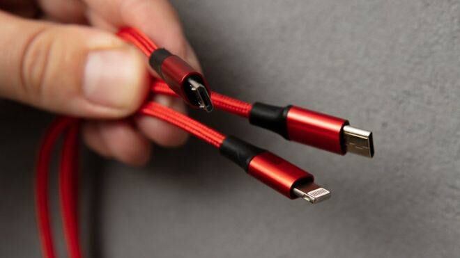 Cables "lightning" de Apple.