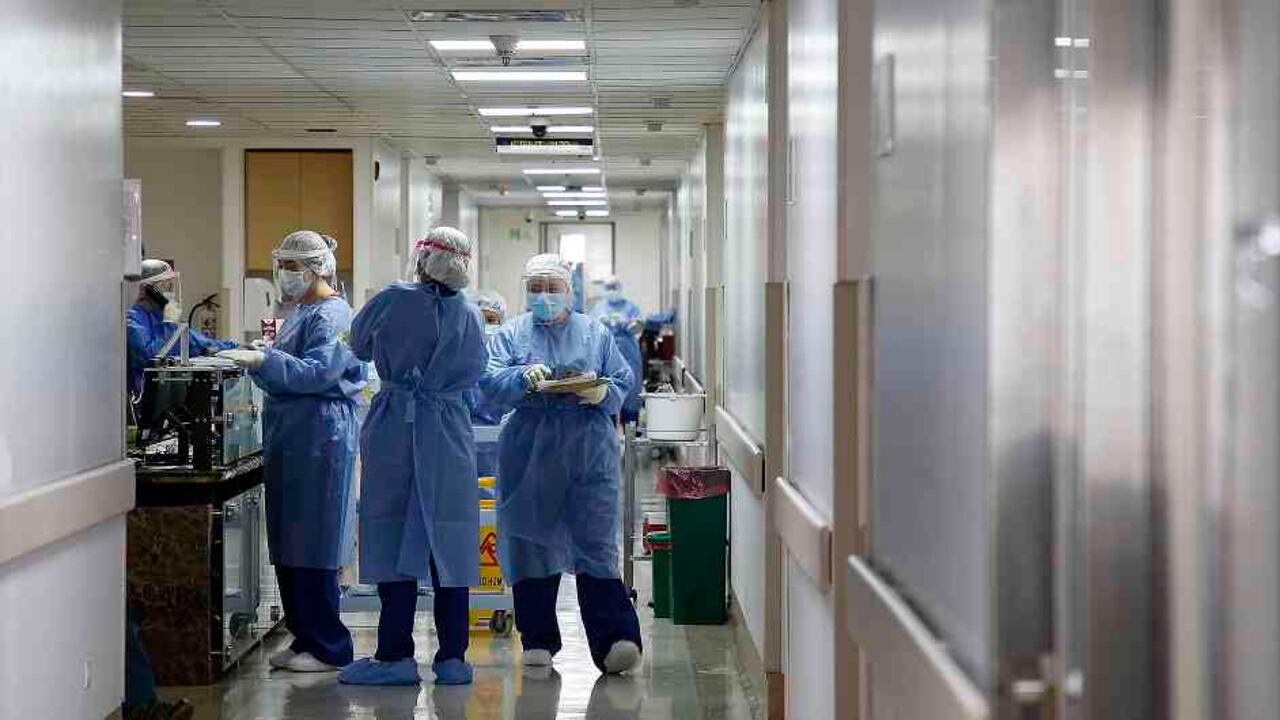 Una tendencia que deja el desempleo: menos afiliados al régimen contributivo de salud y más afiliados al régimen subsidiado.