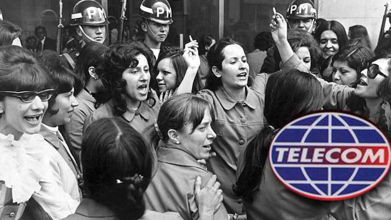 Huelga de los movimientos sociales de mujeres en Telecom.