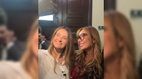 Paloma Valencia, senadora y candidata presidencial, junto a Katherine Miranda, congresista de la Alianza Verde, el 14 de abril de 2026, en Bogotá