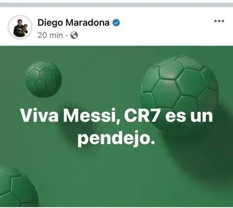 Mensajes desde la cuenta oficial de Diego Maradona, publicador por un hacker.