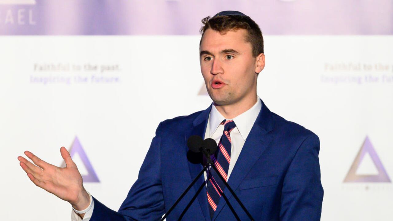 Charlie Kirk, de 31 años.