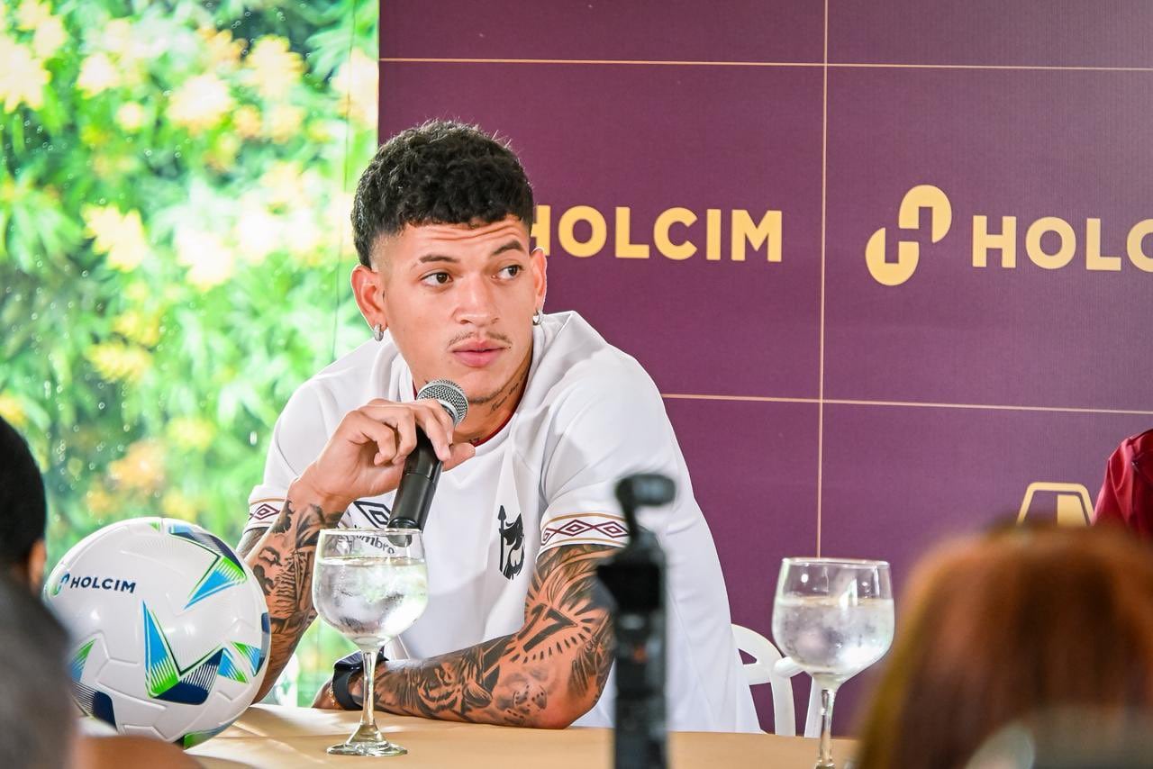 Elan Ricardo llegó a ponerse en el primer lugar de los jugadores más caros del FPC