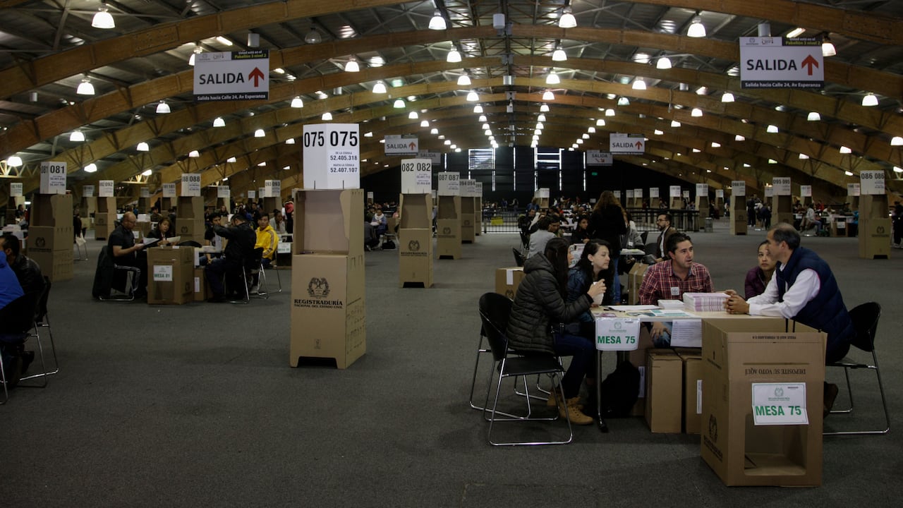 Habrá cierres de vías en Corferias, Centro Comercial Unicentro, Plaza Bolívar, Cedritos y Universidad Pedagógica.
Foto: Gabriela Alvarado - Semana