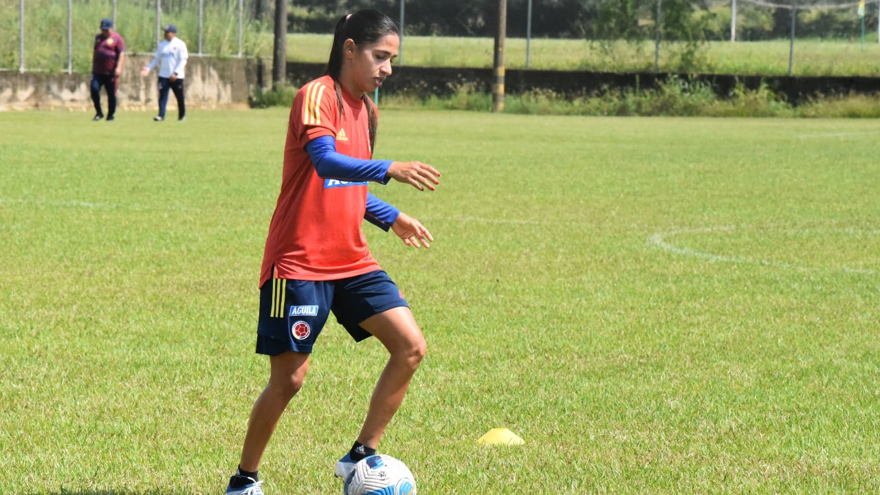Carolina Arias, jugadora de la Selección Colombia Femenina