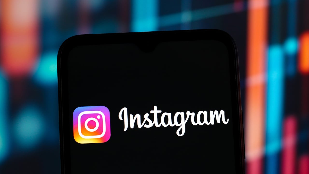 La red social ofrece varias funciones para mantener a salvo los datos personales de los usuarios.