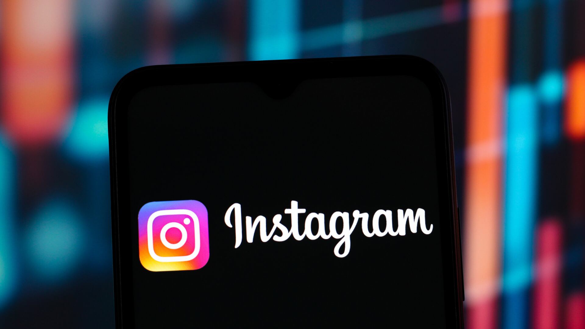 La red social ofrece varias funciones para mantener a salvo los datos personales de los usuarios.