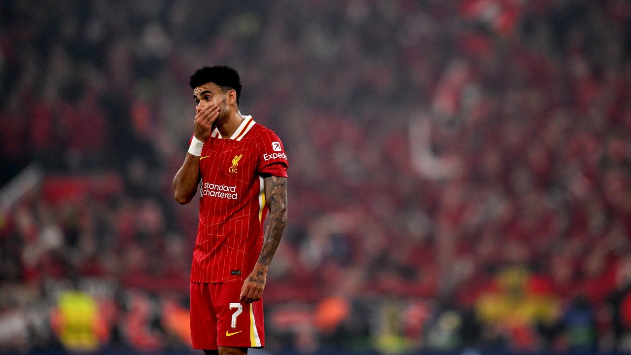 Luis Díaz se prepara para disputar un nuevo juego de Premier con Liverpool