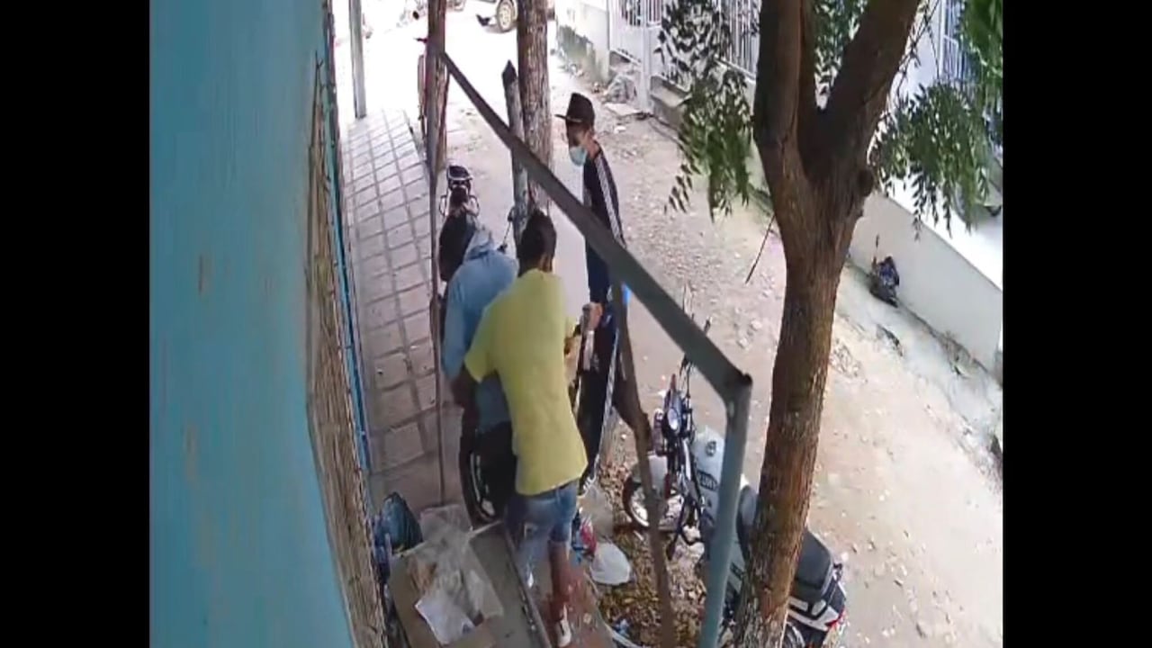 Robo a agente del Gaula de la Policía de Barranquilla.